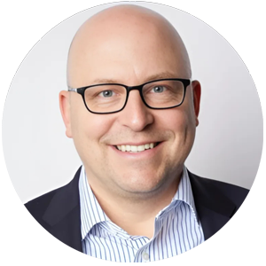 Peter Kolar headshot